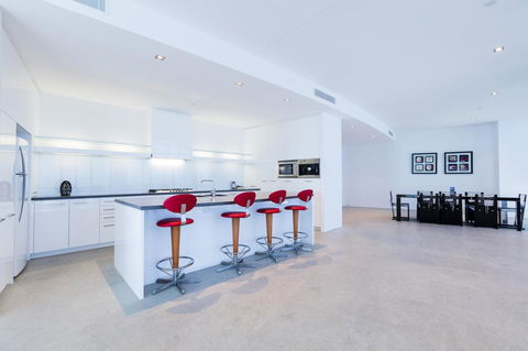 Q1 Resort & Spa - Official - Whitsundays Accommodation 24