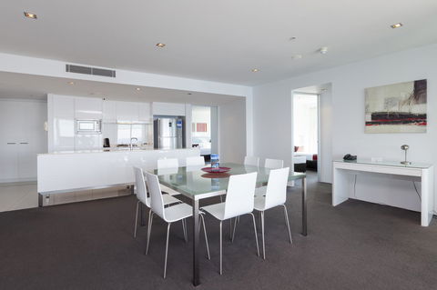 Q1 Resort & Spa - Official - Whitsundays Accommodation 36