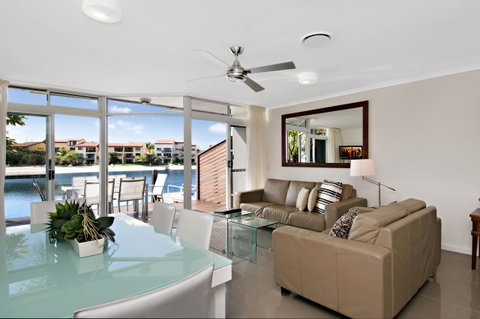 Skippers Cove Waterfront Resort - Whitsundays Accommodation 6