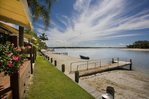 Skippers Cove Waterfront Resort - Whitsundays Accommodation 2