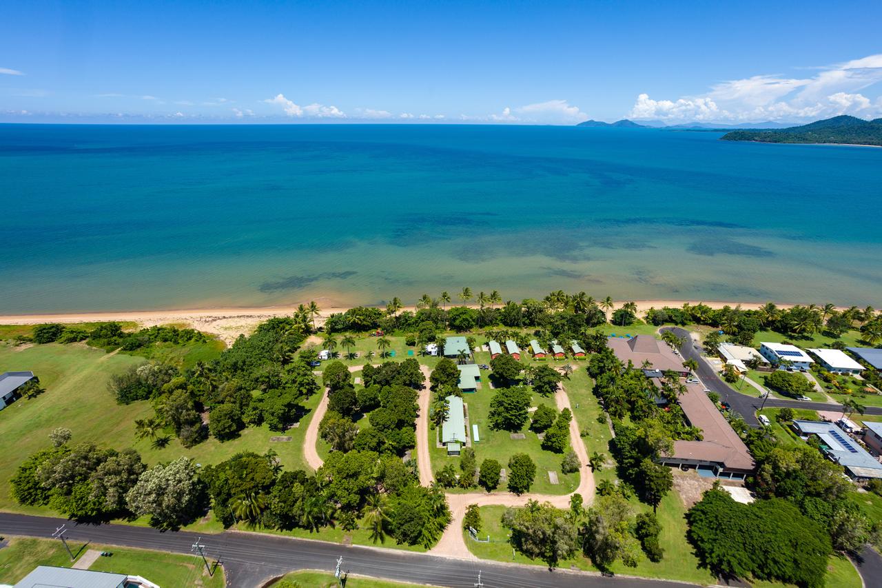 Kurrimine Beach QLD Whitsundays Accommodation