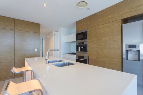 Oracle Resort Broadbeach - Gclr - Whitsundays Accommodation 28