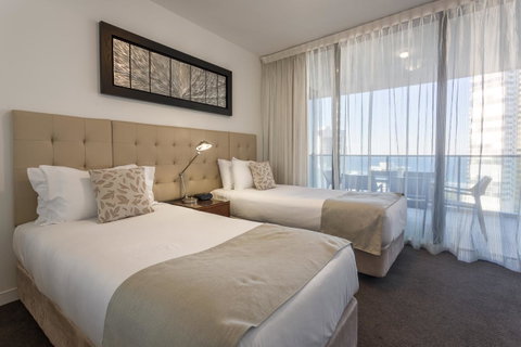 Oracle Resort Broadbeach - Gclr - Whitsundays Accommodation 36