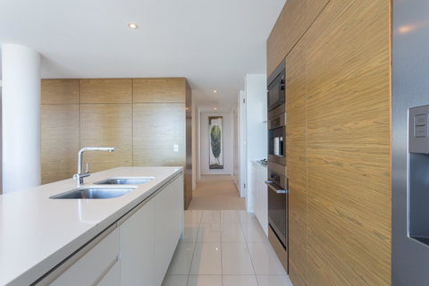 Oracle Resort Broadbeach - Gclr - Whitsundays Accommodation 38