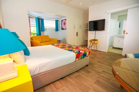 Port Douglas Motel - Whitsundays Accommodation 18