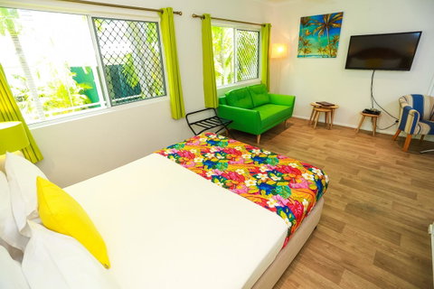 Port Douglas Motel - Whitsundays Accommodation 9