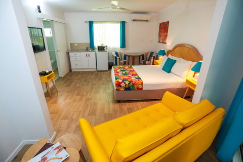 Port Douglas Motel - Whitsundays Accommodation 19