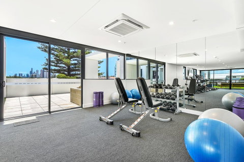 Qube Broadbeach - Whitsundays Accommodation 32