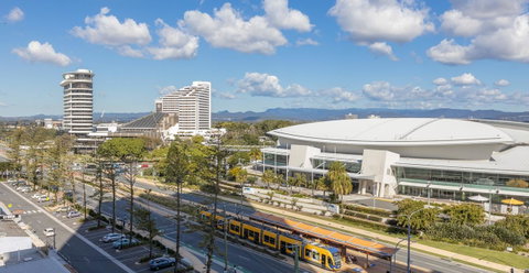 Qube Broadbeach - Whitsundays Accommodation 9