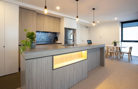 Qube Broadbeach - Whitsundays Accommodation 12