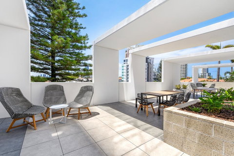Qube Broadbeach - Whitsundays Accommodation 20
