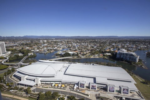 Qube Broadbeach - Whitsundays Accommodation 4
