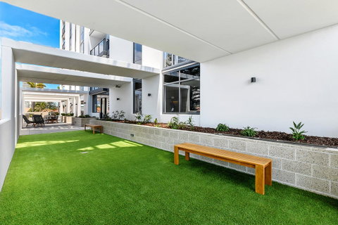 Qube Broadbeach - Whitsundays Accommodation 19