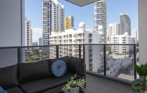 Qube Broadbeach - Whitsundays Accommodation 11