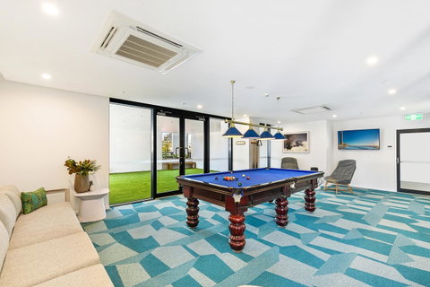 Qube Broadbeach - Whitsundays Accommodation 34