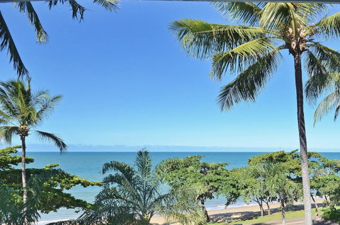 Roydon Beachfront Apartments - Whitsundays Accommodation 5