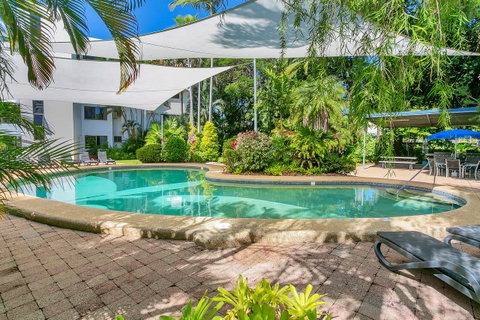 Roydon Beachfront Apartments - Whitsundays Accommodation 12
