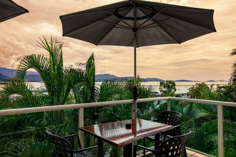 Sunlit Waters Studio Apartments - Whitsundays Accommodation 33