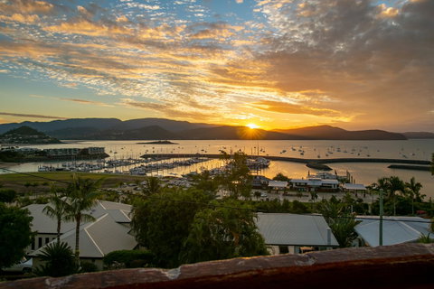 Sunlit Waters Studio Apartments - Whitsundays Accommodation 18