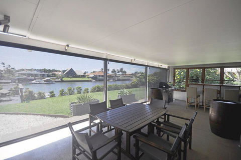 Bribie Island Canal Holiday Destination! - Whitsundays Accommodation 7