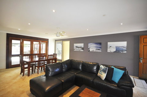 Bribie Island Canal Holiday Destination! - Whitsundays Accommodation 11