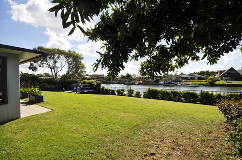 Bribie Island Canal Holiday Destination! - Whitsundays Accommodation 22
