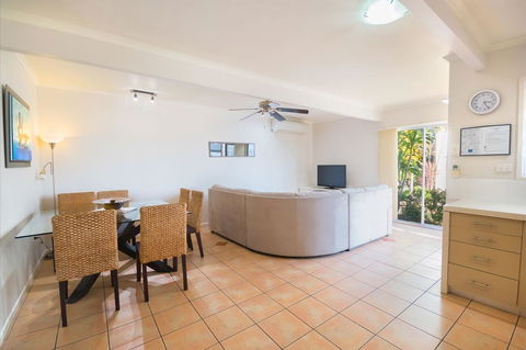Airlie Apartments - Whitsundays Accommodation 11
