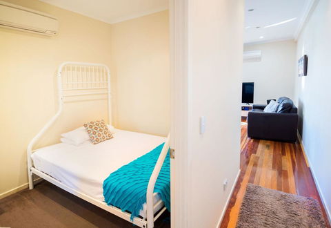 Airlie Apartments - Whitsundays Accommodation 23