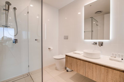 Iconic Kirra Beach Resort - Whitsundays Accommodation 2