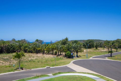 Agnes Sails - Whitsundays Accommodation 34