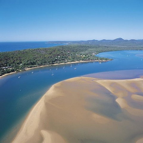 Agnes Sails - Whitsundays Accommodation 24