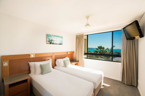 Pinnacles - Whitsundays Accommodation 17