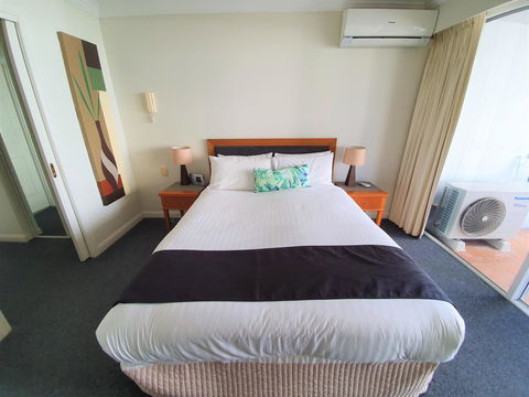 Broadbeach Holiday Apartments - Whitsundays Accommodation 28