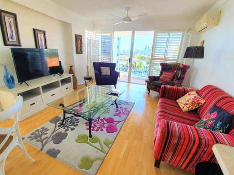 Broadbeach Holiday Apartments - Whitsundays Accommodation 4