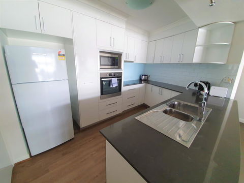 Broadbeach Holiday Apartments - Whitsundays Accommodation 10