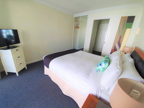 Broadbeach Holiday Apartments - Whitsundays Accommodation 27