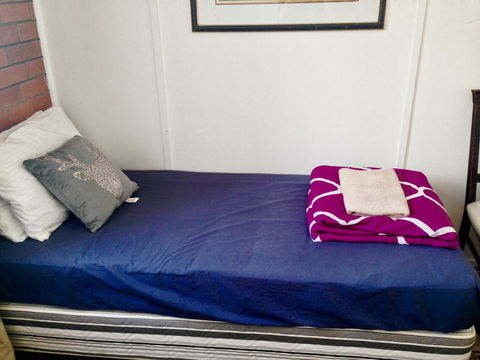 XYL Pets Friendly Seaside Boutique Guesthouse - Whitsundays Accommodation 43