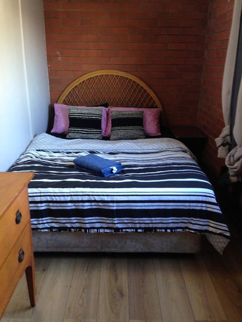 XYL Pets Friendly Seaside Boutique Guesthouse - Whitsundays Accommodation 20