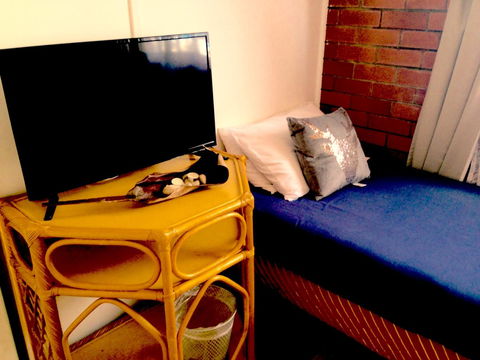 XYL Pets Friendly Seaside Boutique Guesthouse - Whitsundays Accommodation 42