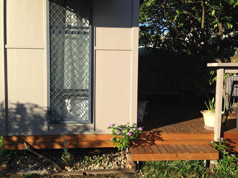 XYL Pets Friendly Seaside Boutique Guesthouse - Whitsundays Accommodation 31