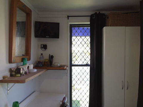 XYL Pets Friendly Seaside Boutique Guesthouse - Whitsundays Accommodation 29