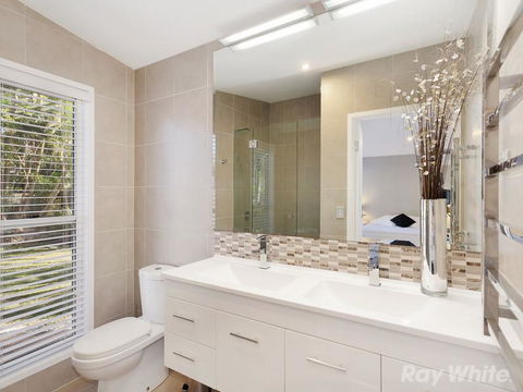 Beach House On Tradewinds Avenue - Whitsundays Accommodation 8