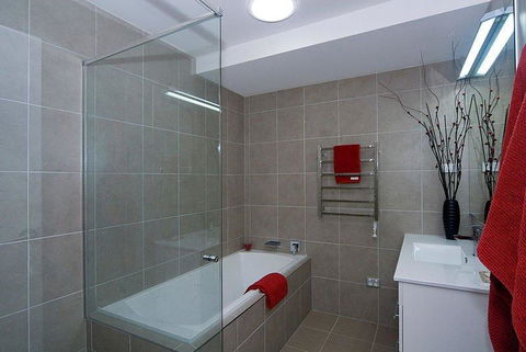 Beach House On Tradewinds Avenue - Whitsundays Accommodation 9