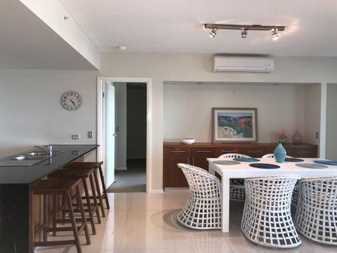 Proximity Waterfront Apartments - Whitsundays Accommodation 23