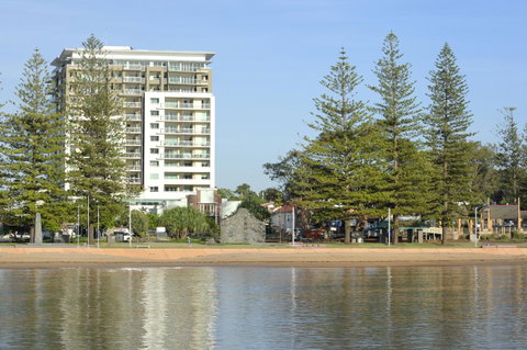 Proximity Waterfront Apartments - Whitsundays Accommodation 37