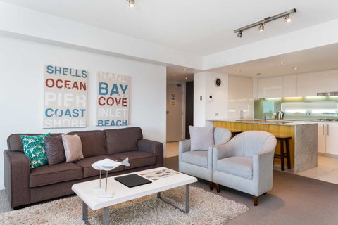 Proximity Waterfront Apartments - Whitsundays Accommodation 32
