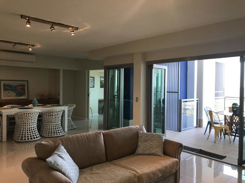 Proximity Waterfront Apartments - Whitsundays Accommodation 17