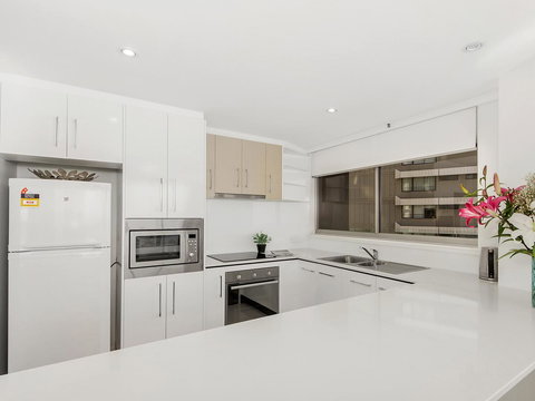 Sunbird Beach Resort Main Beach - Whitsundays Accommodation 16