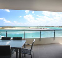 Monaco Caloundra - Whitsundays Accommodation