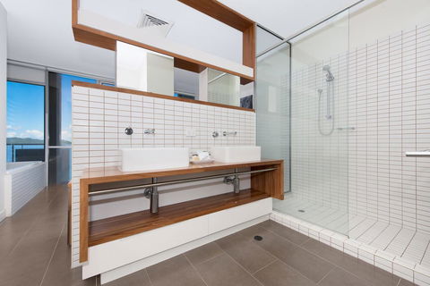 1 Bright Point Apartment 4501 - Whitsundays Accommodation 7